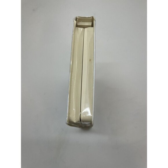 Disney VHS 101 Dalmatians 1992 Classic Animated Film Clamshell - Picture 6 of 8